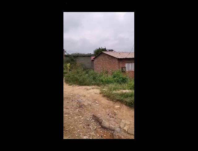 2 BEDROOM HOUSE FOR SALE IN COSMO CITY